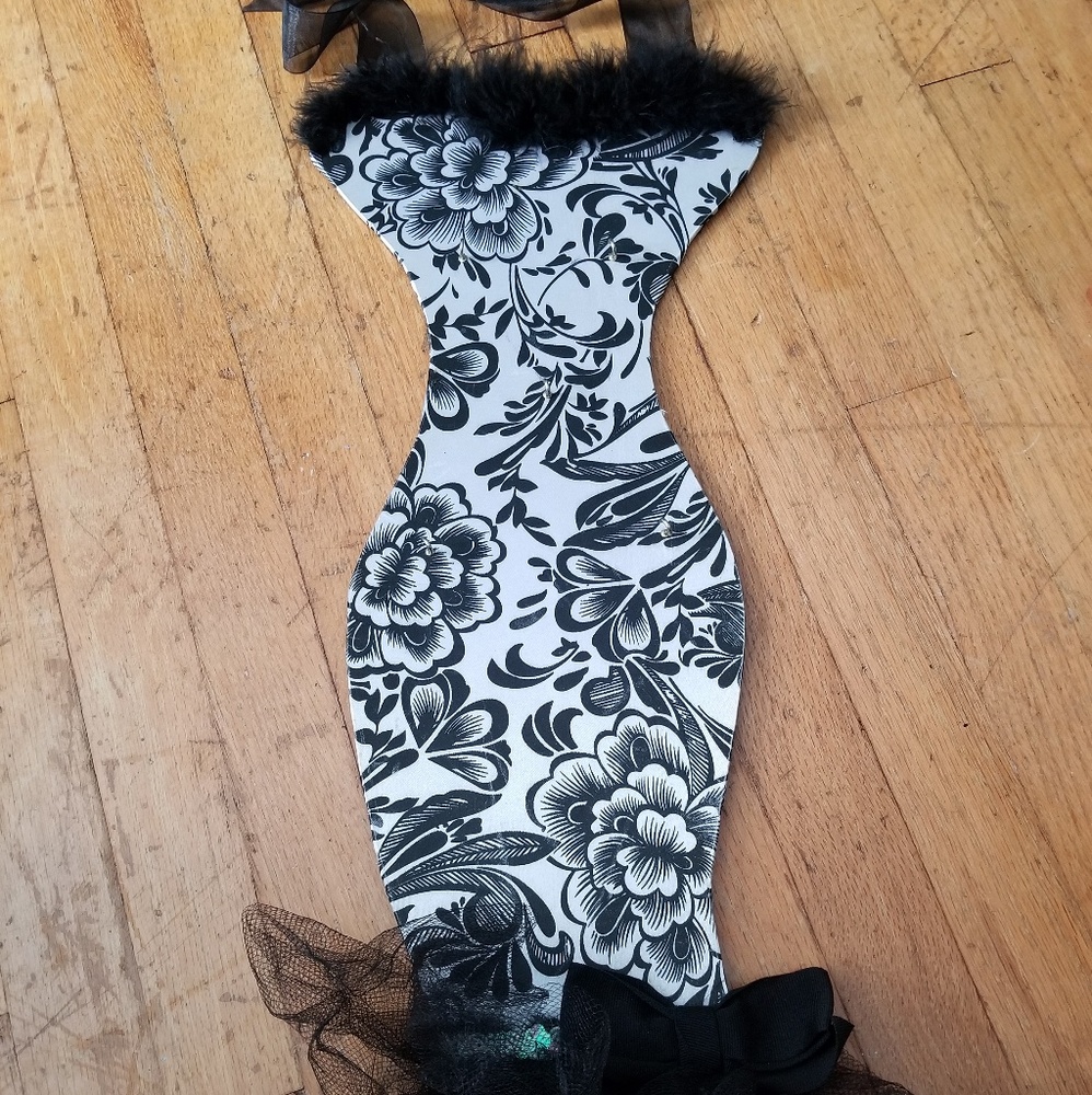 Necklace girls hair bow display prop hanging Dress